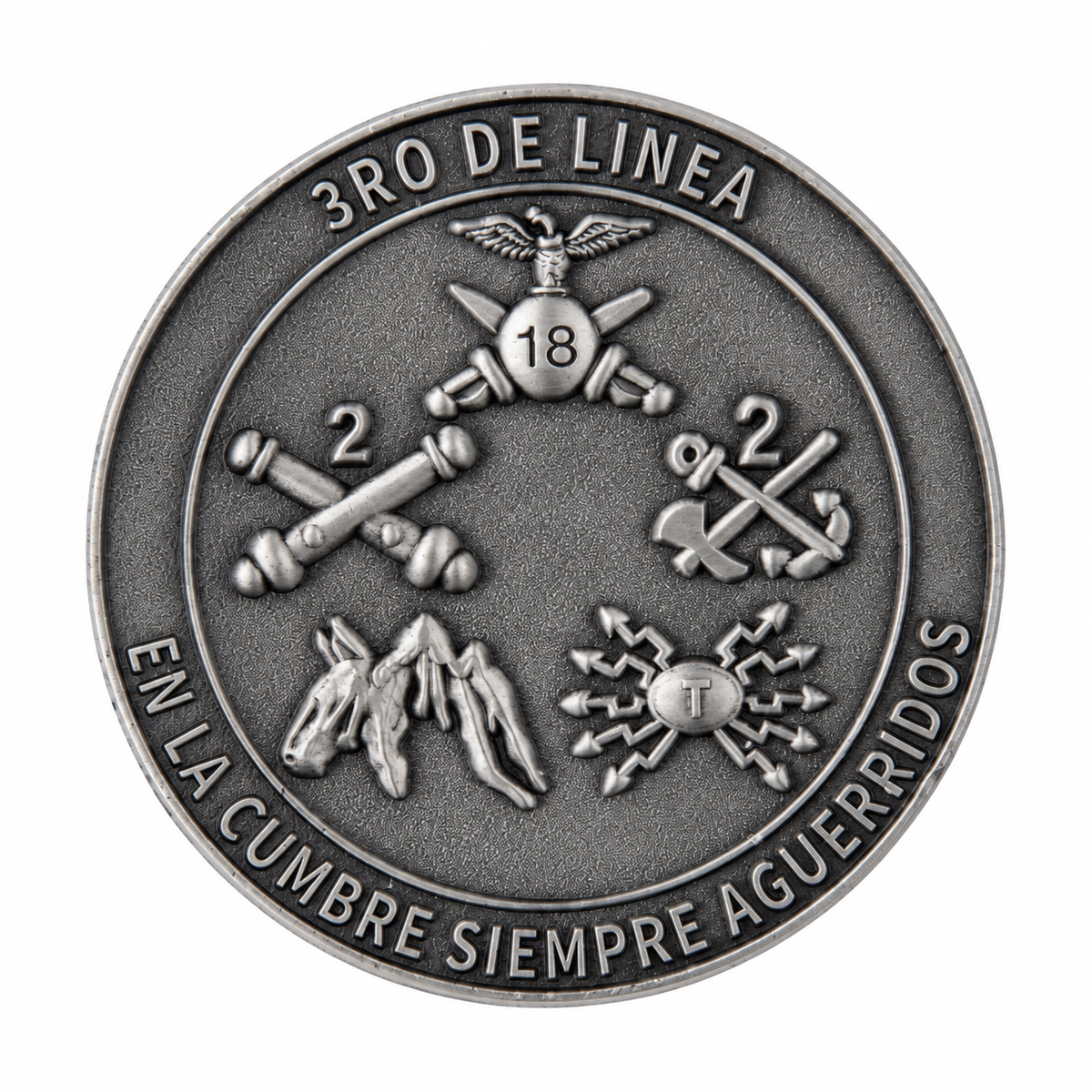 Moneda Yungay, cara gris con insignias y lema En la cumbre siempre aguerridos