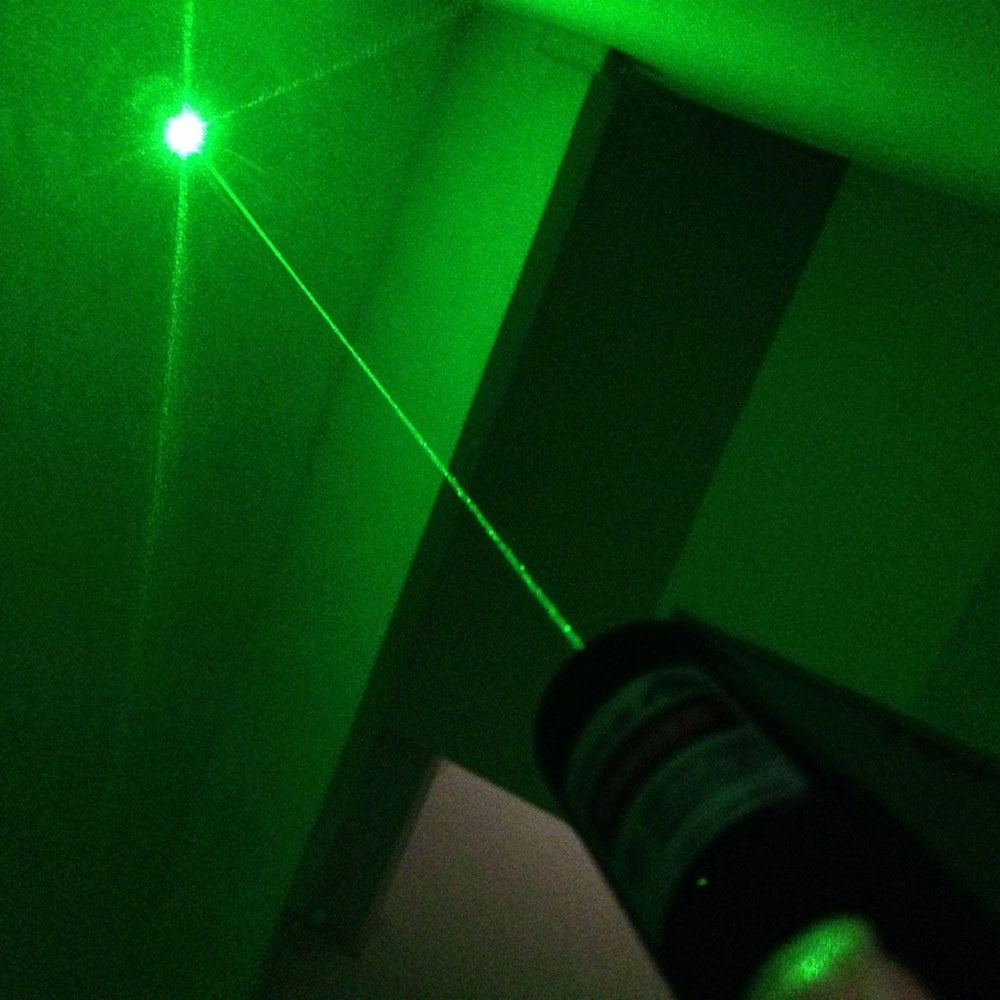 PUNTERO LASER VERDE RECARGABLE MODELO Nº 1