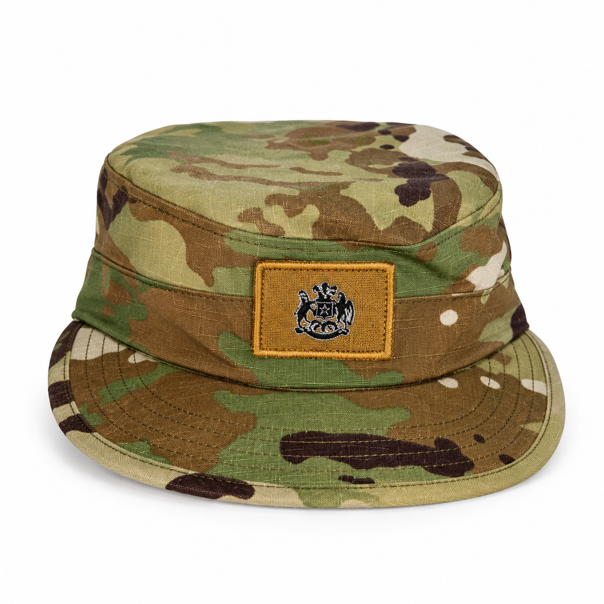 Quepí Ejército Multicam con escudo, vista frontal